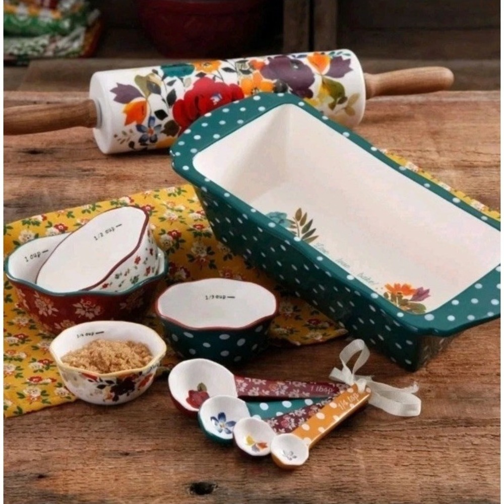 New Pioneer Woman 10-Piece Stoneware‎ Bakeware Combo Set